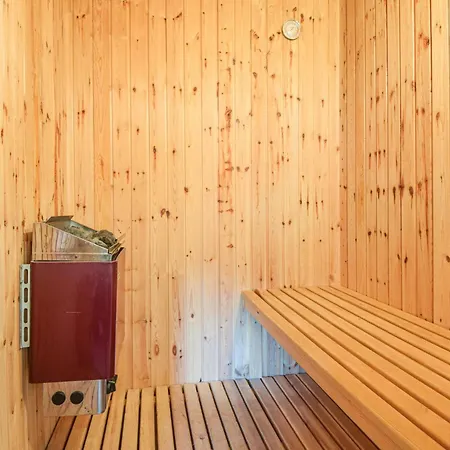 Stunning Home In Blavand With Sauna Дом отдыха *