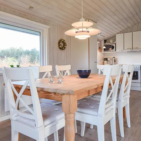 Stunning Home In Blavand With Sauna Дом отдыха